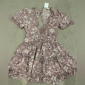 Size medium boutique floral dress - NWT